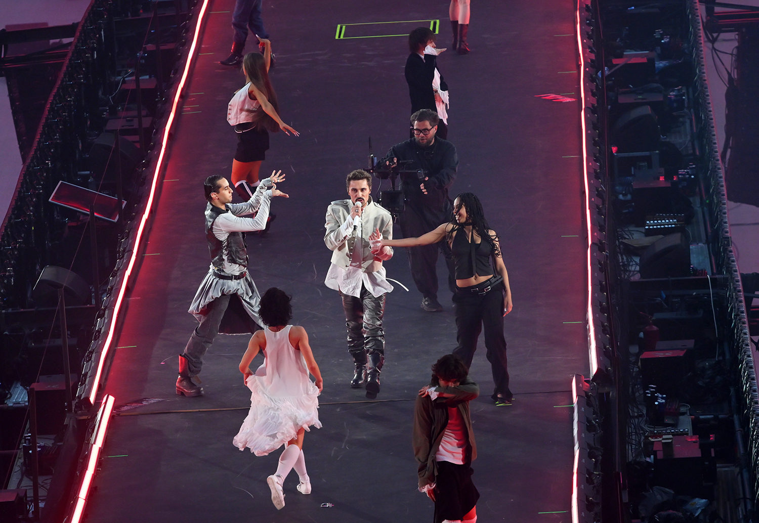 gallery-photo