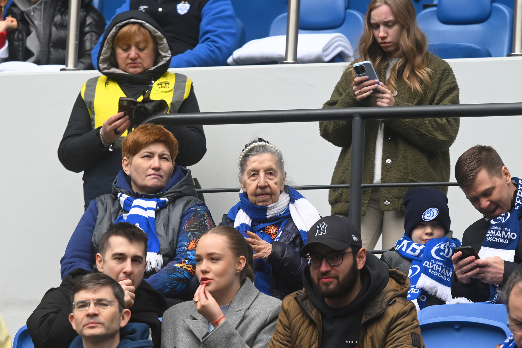 gallery-photo