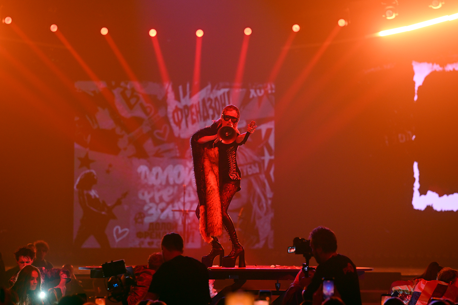 gallery-photo
