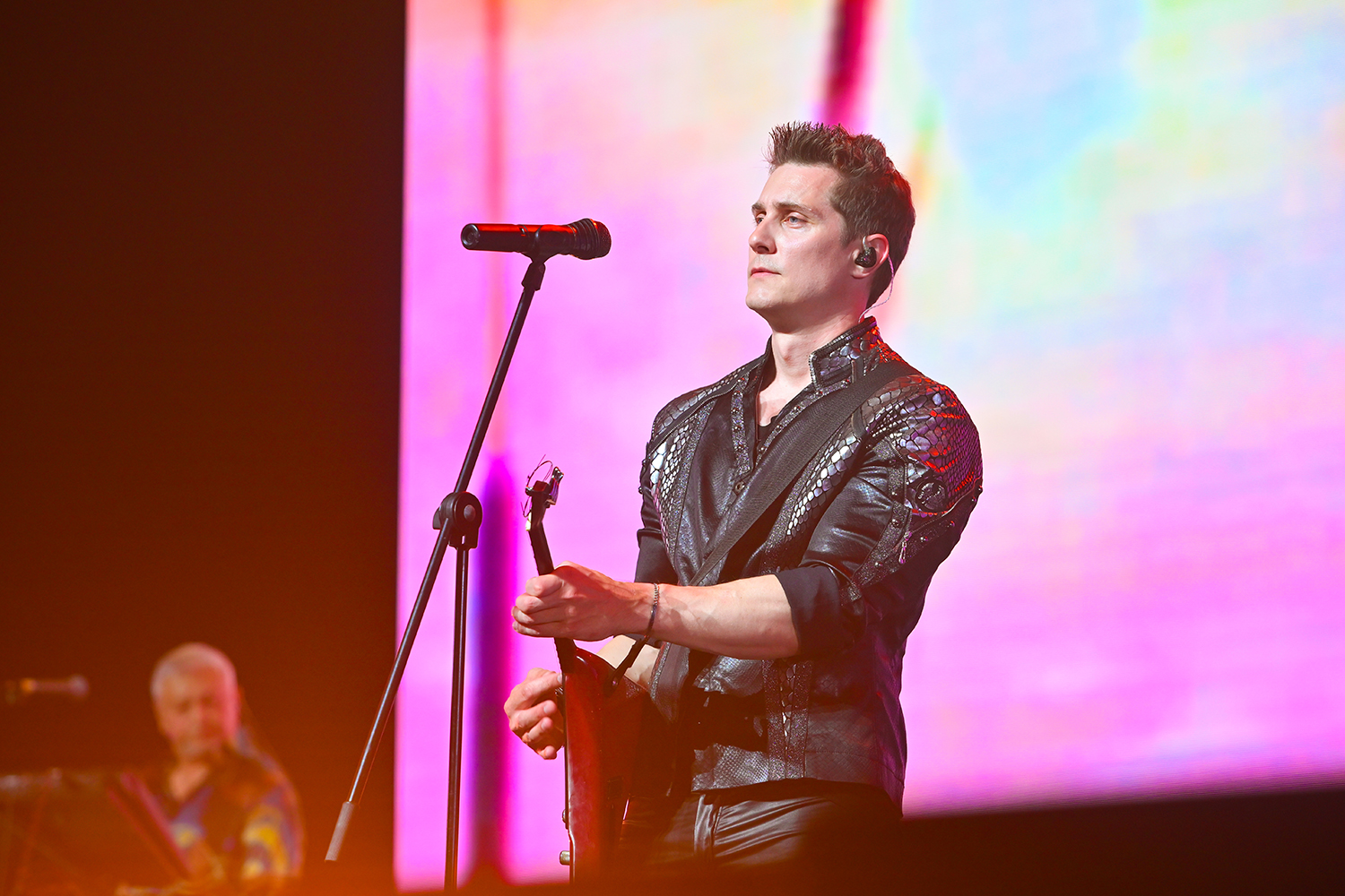 gallery-photo