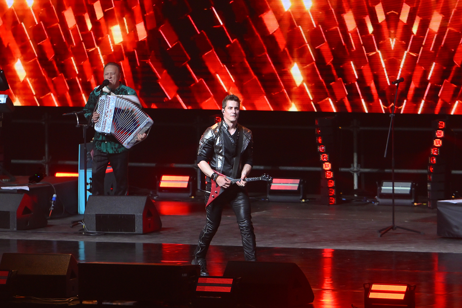 gallery-photo