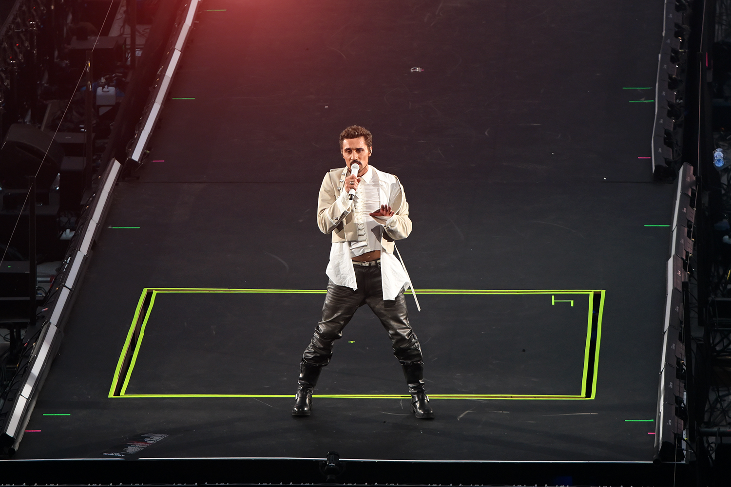 gallery-photo