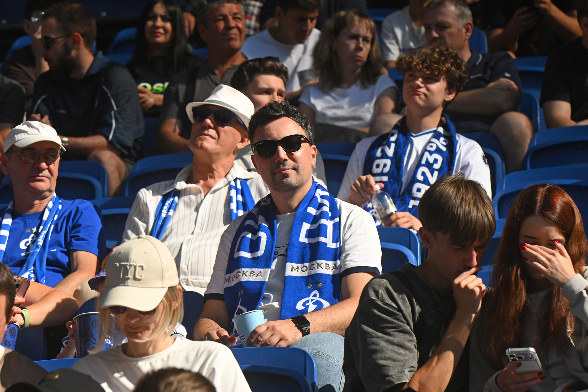gallery-photo