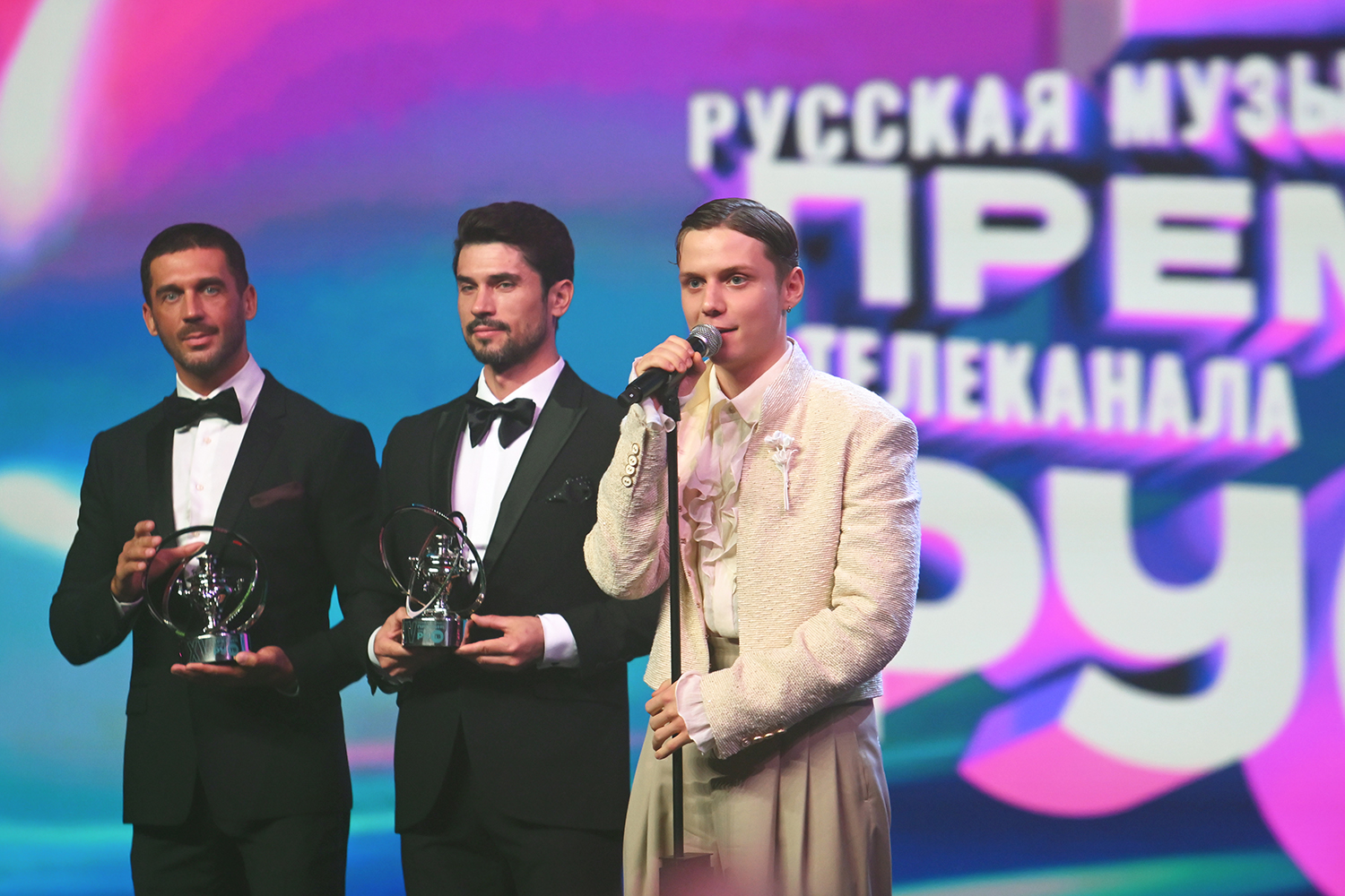 gallery-photo