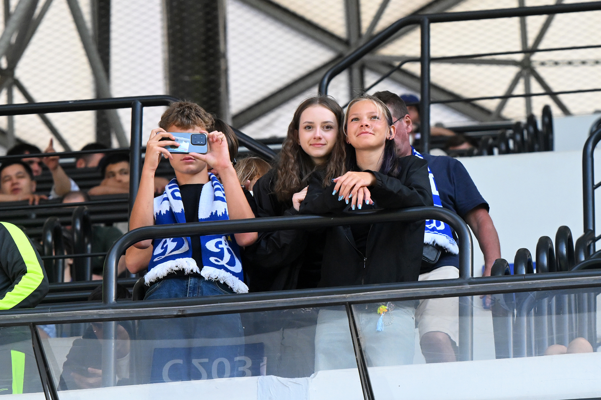 gallery-photo