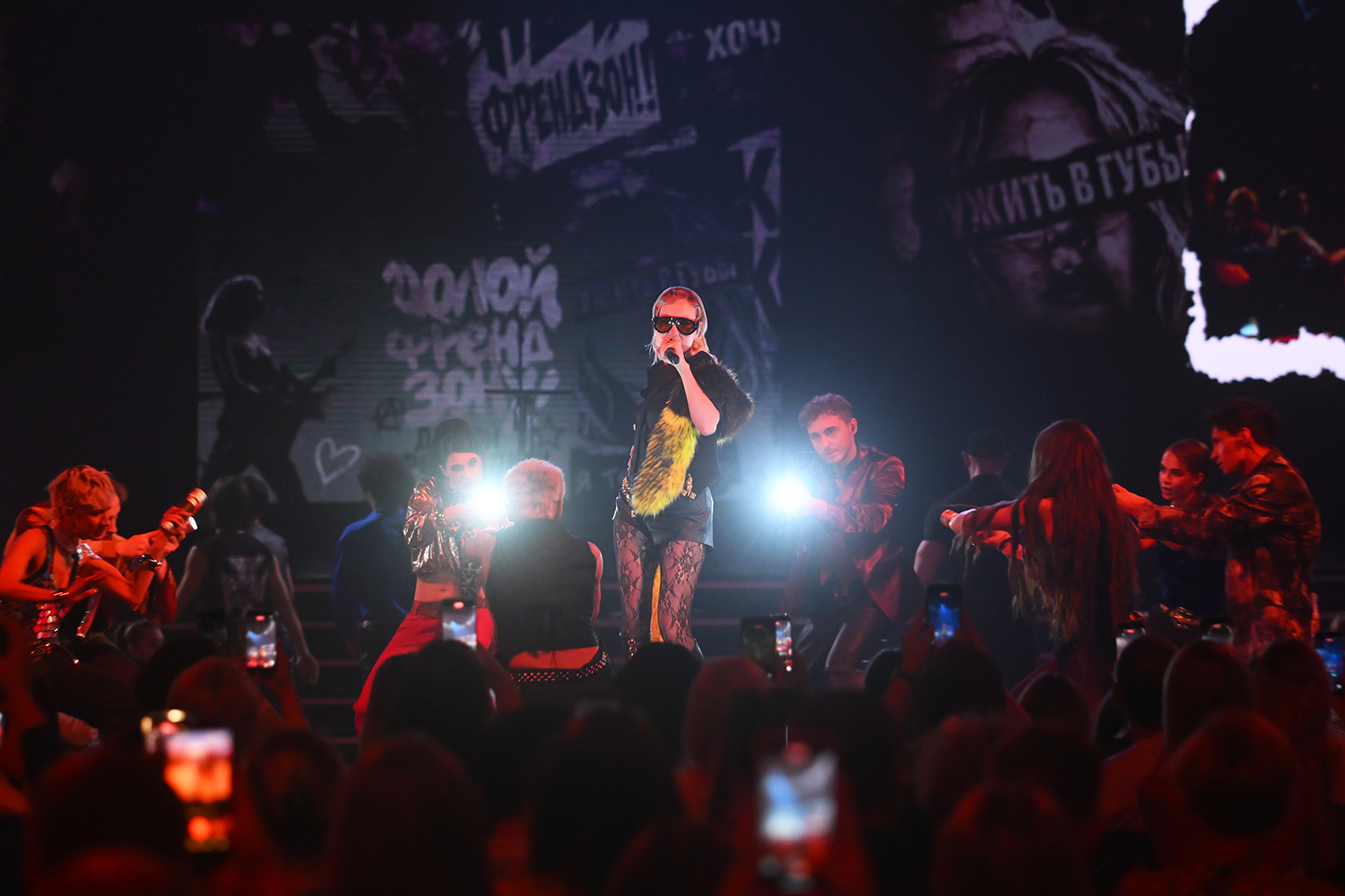 gallery-photo