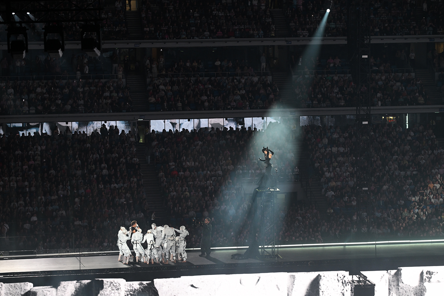 gallery-photo