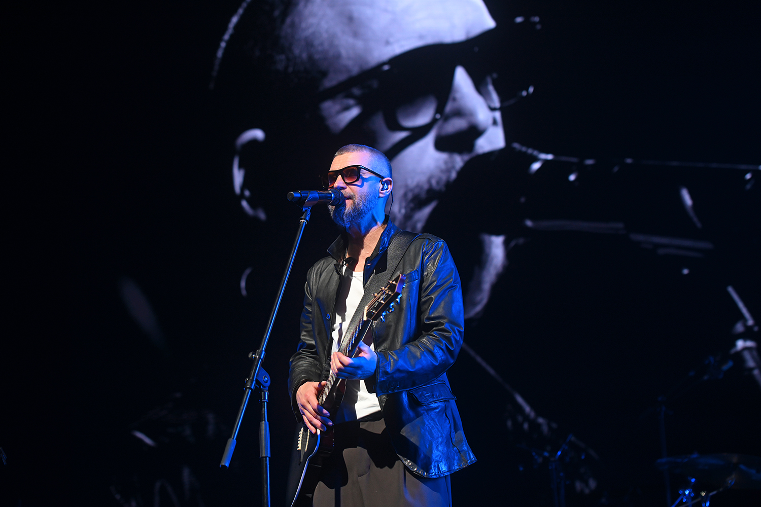 gallery-photo