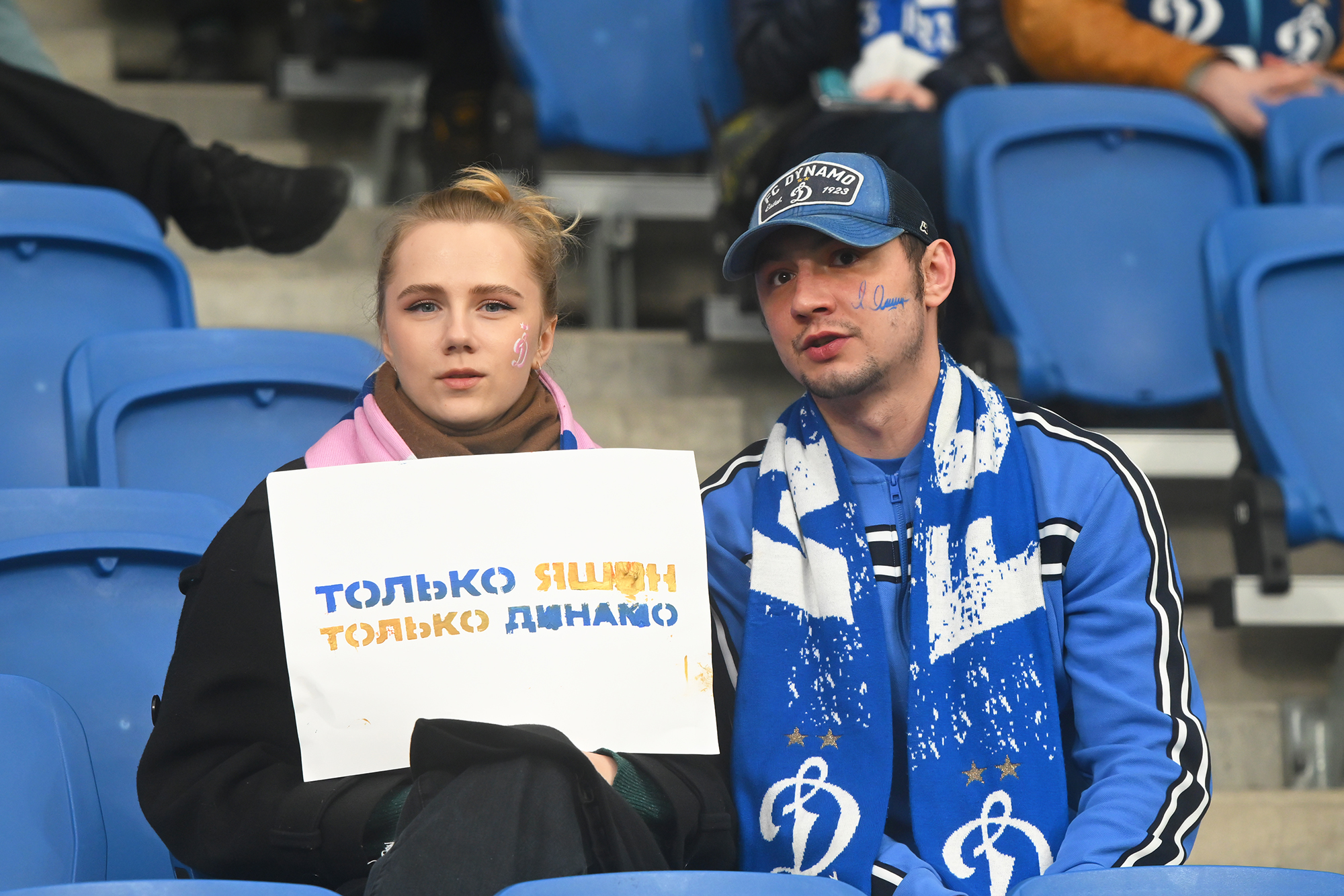gallery-photo